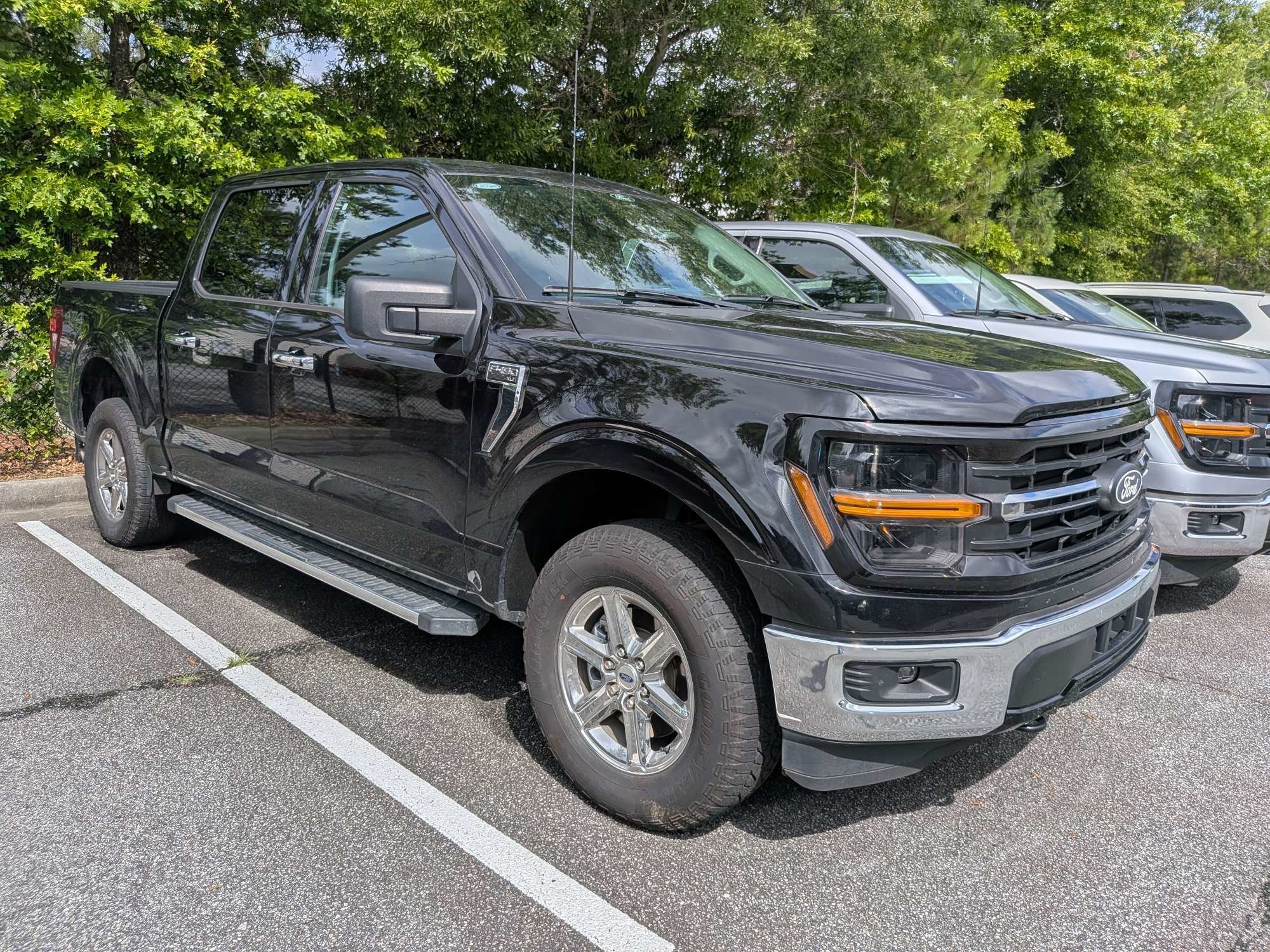 Used 2025 Black Ford XLT image 1