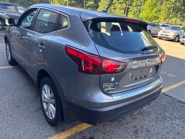 Certified Used 2019 Gun Metallic Nissan S image 7