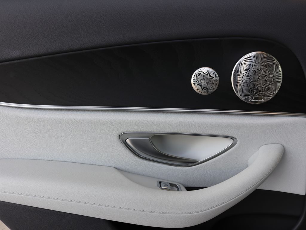 Used 2022  Mercedes-Benz E 450 image 24