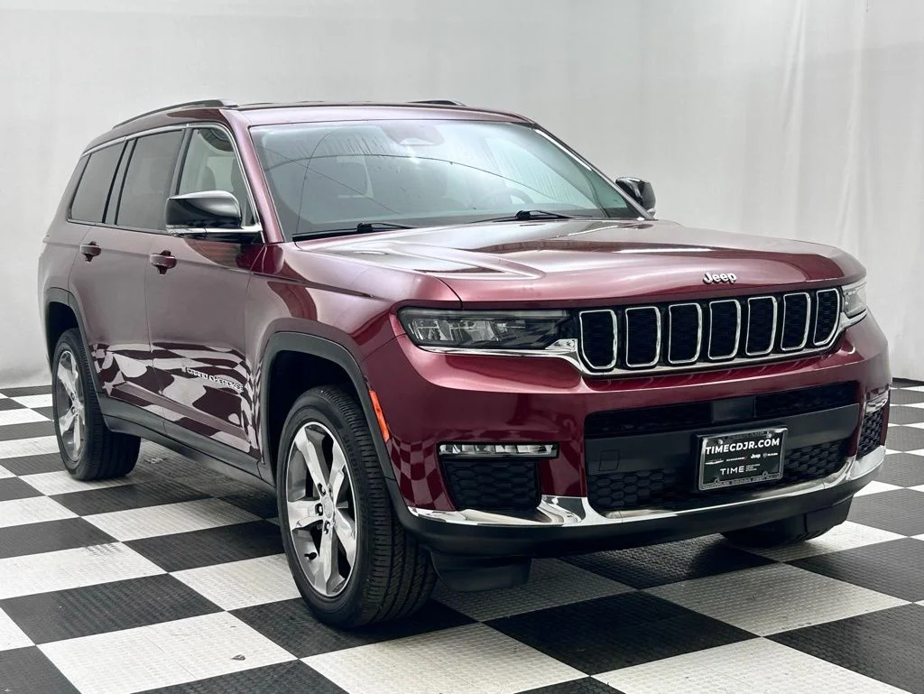 Used 2021 Red Jeep Limited image 2
