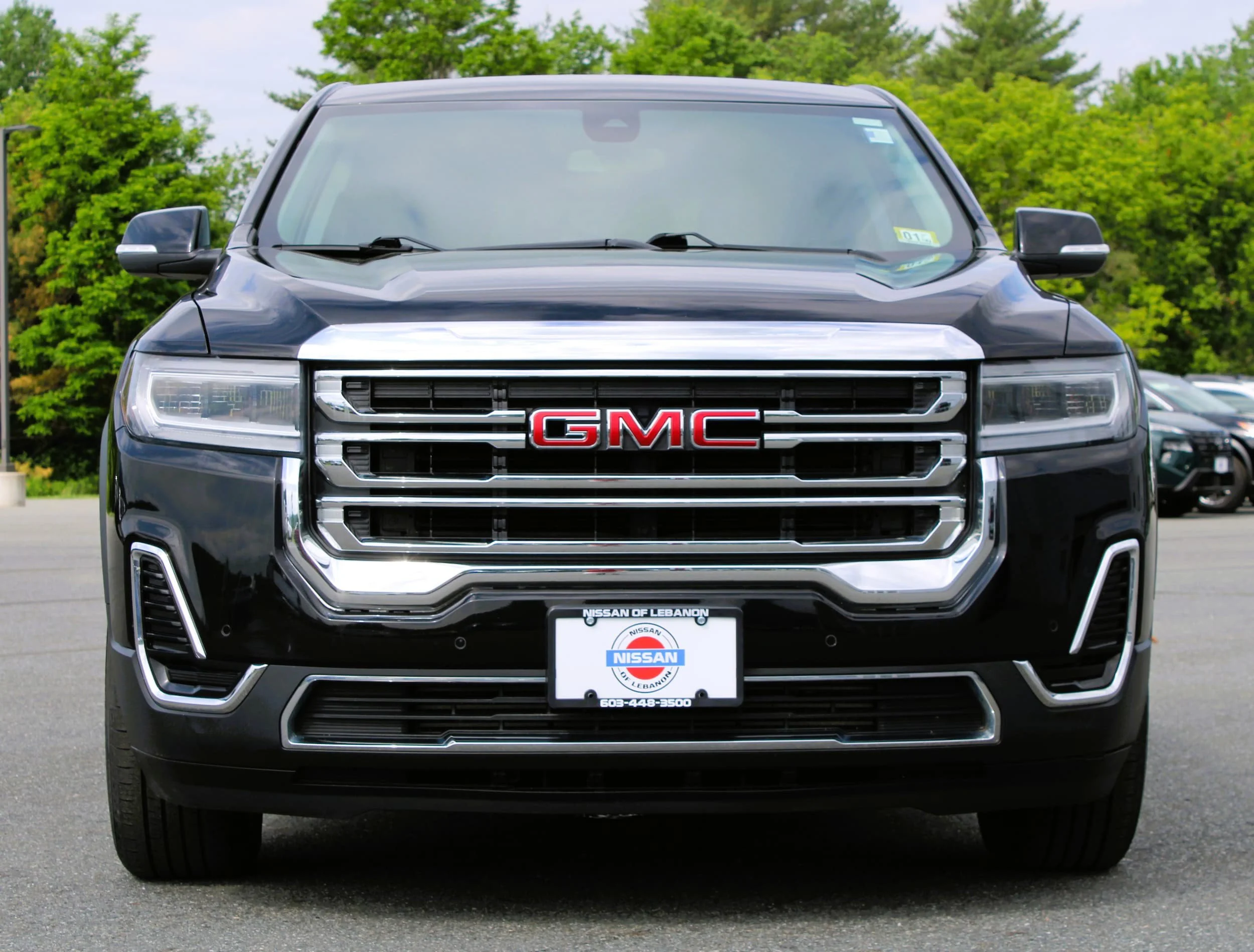 Used 2021 Ebony Twilight Metallic GMC SLE image 2