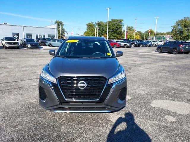 Used 2023 Gray Nissan SV image 11