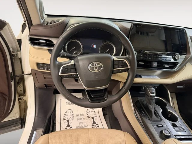 2022 Toyota Highlander Limited - Photo 12