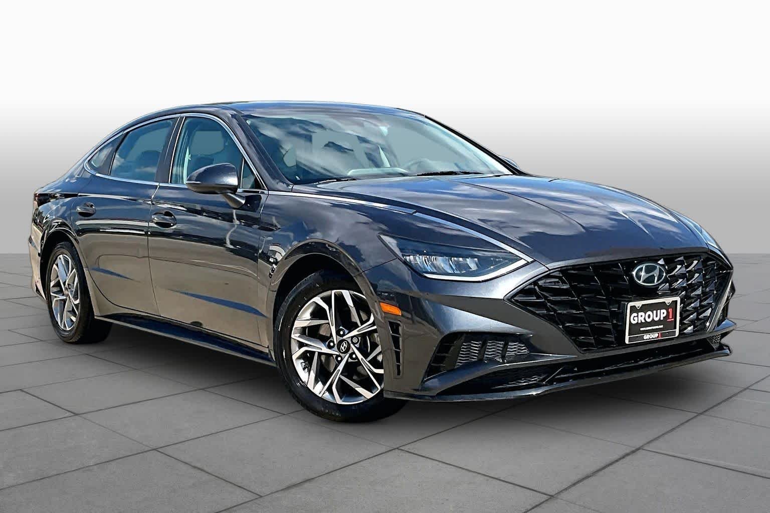 Used 2020 Portofino Gray Hyundai SEL image 3
