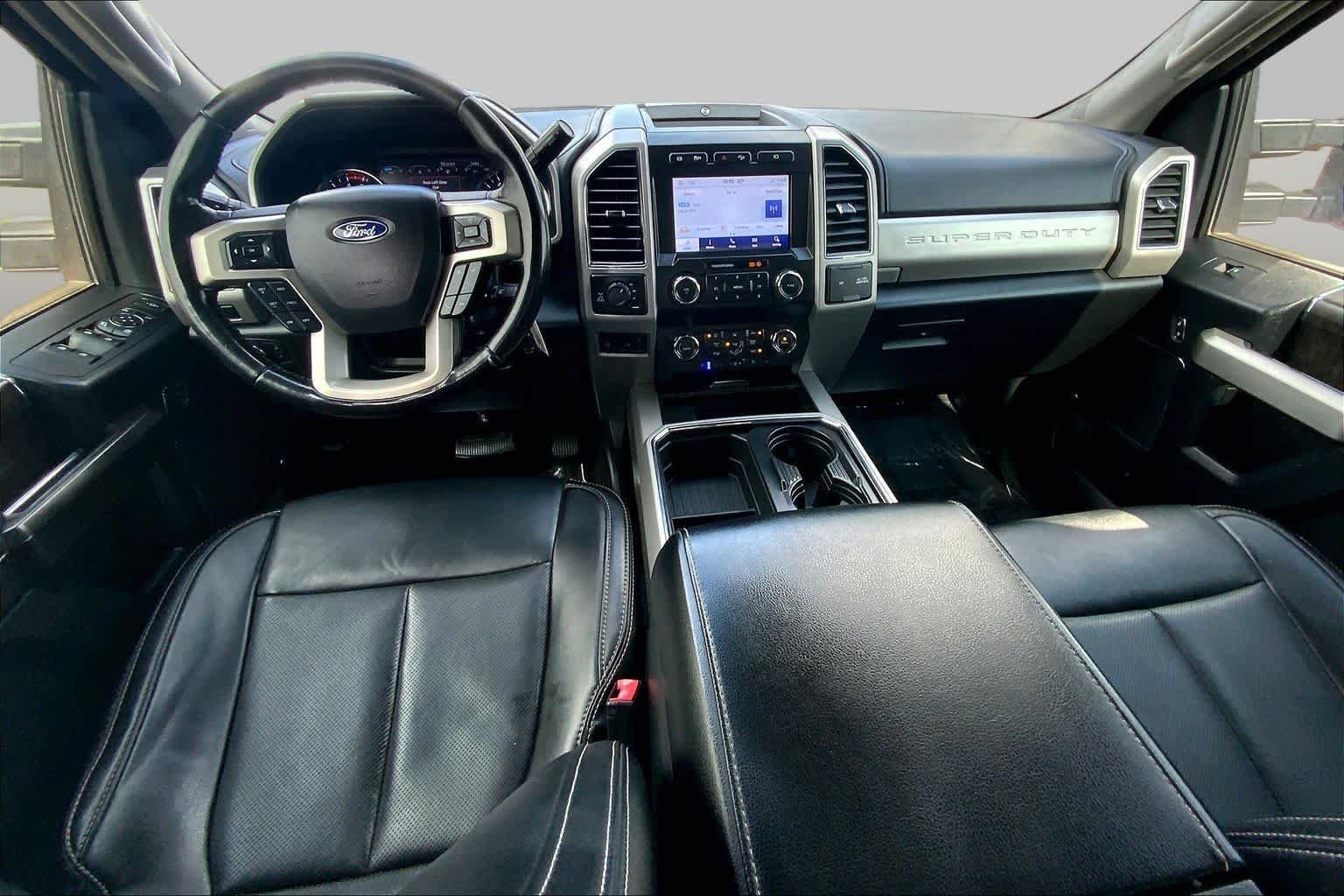 Used 2021 Agate Black Metallic Ford LARIAT image 16