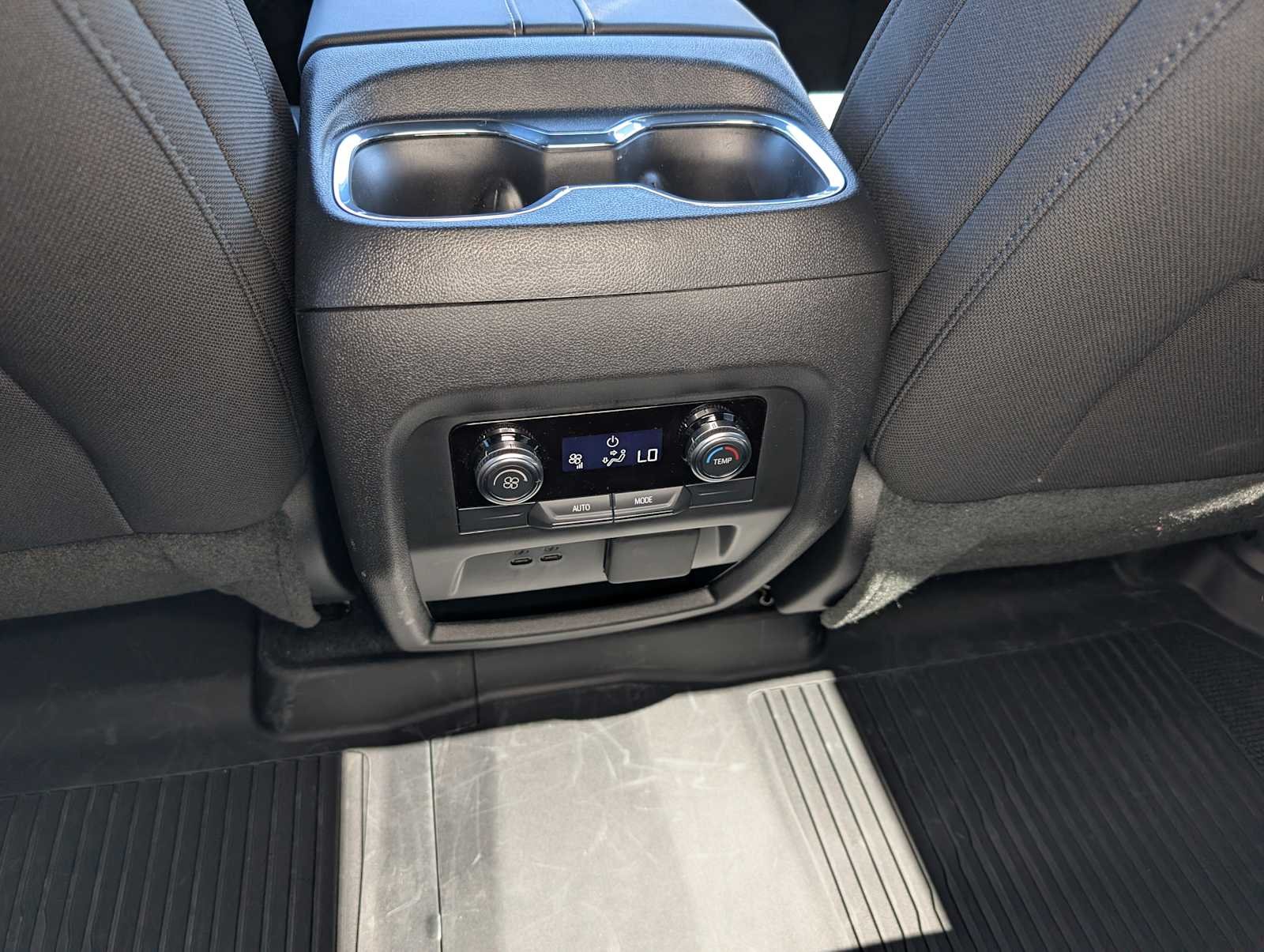 2025 GMC Acadia Elevation - Photo 16
