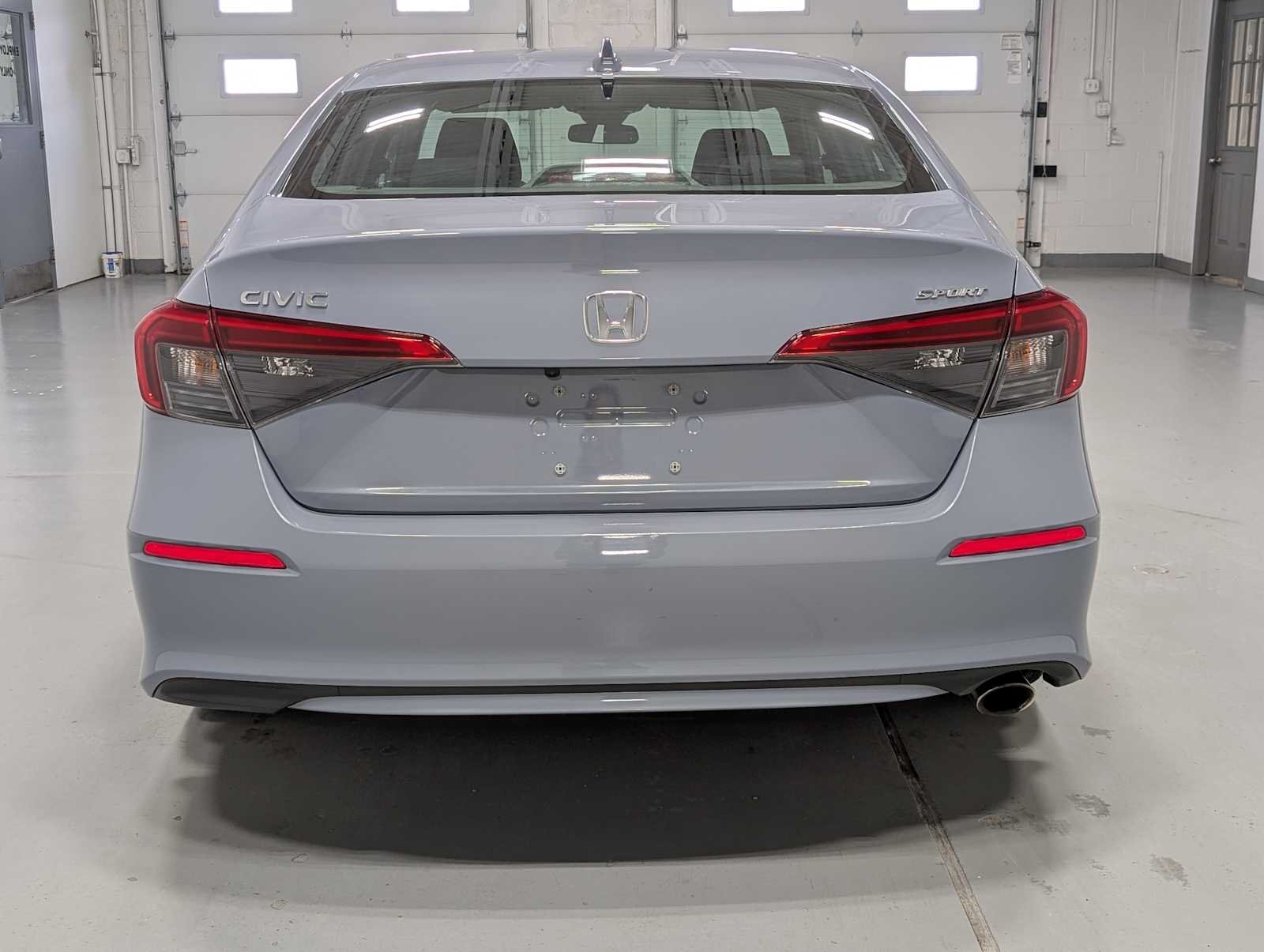 Used 2022 Sonic Gray Pearl Honda Sport image 9