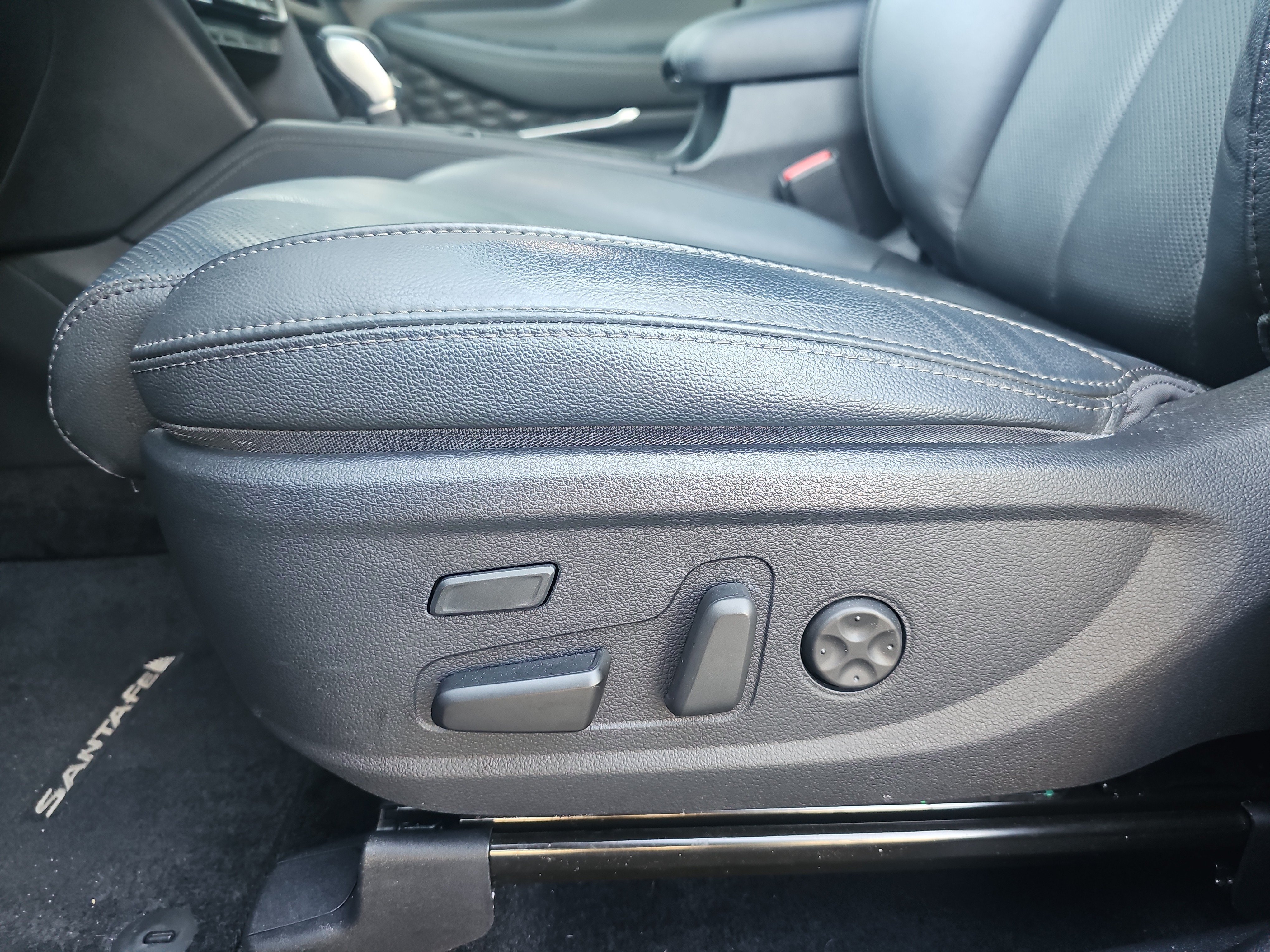 Used 2020 Twilight Black Hyundai Limited image 14