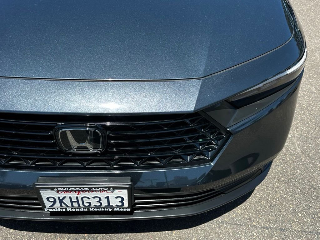 Used 2024  Honda LX image 5