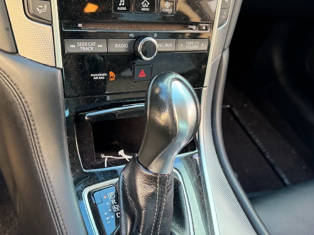 Used 2017 Black INFINITI 3.0t Signature Edition image 12