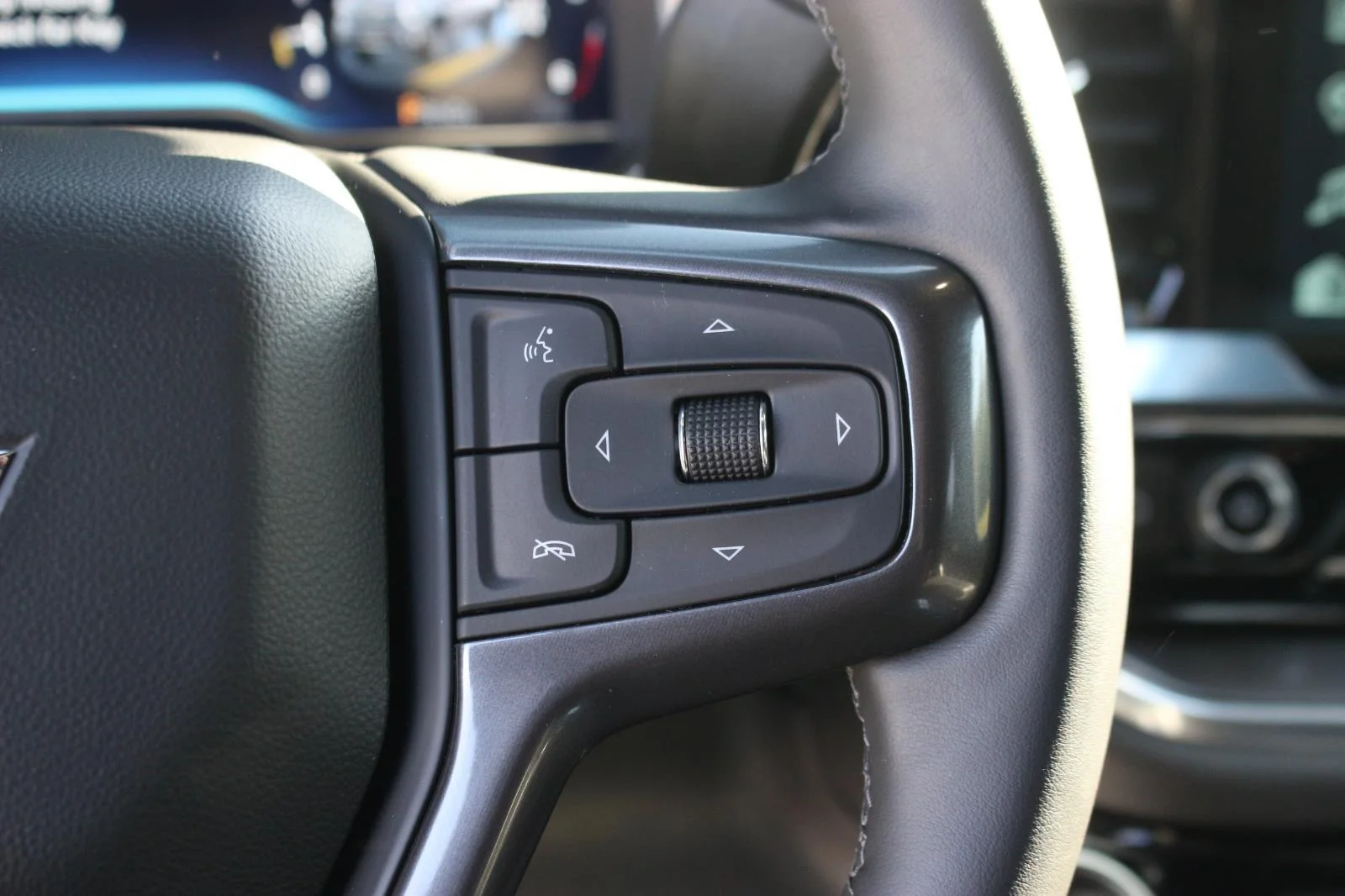 Used 2025 Black Chevrolet High Country image 20