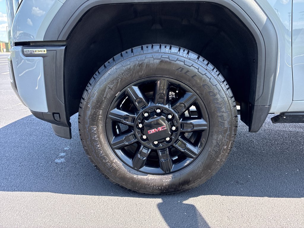 Used 2024 Gray GMC AT4 image 8
