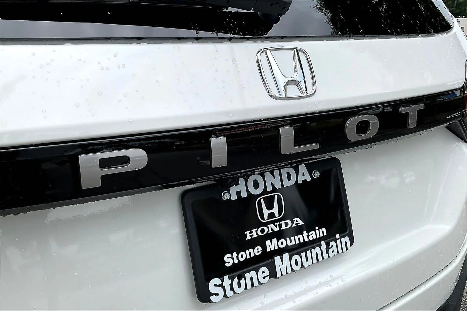 New 2026 Platinum White Pearl Honda EX-L image 15