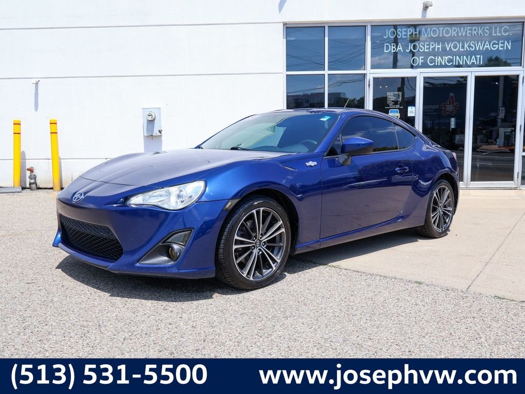 2013 Scion FR-S MT's photo