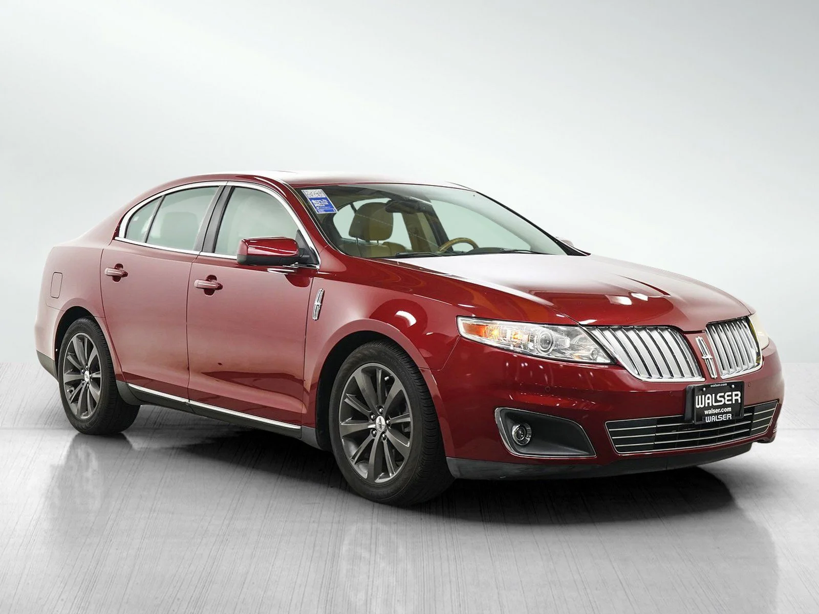 Used 2009 Sangria Red Clearcoat Metallic Lincoln  image 7