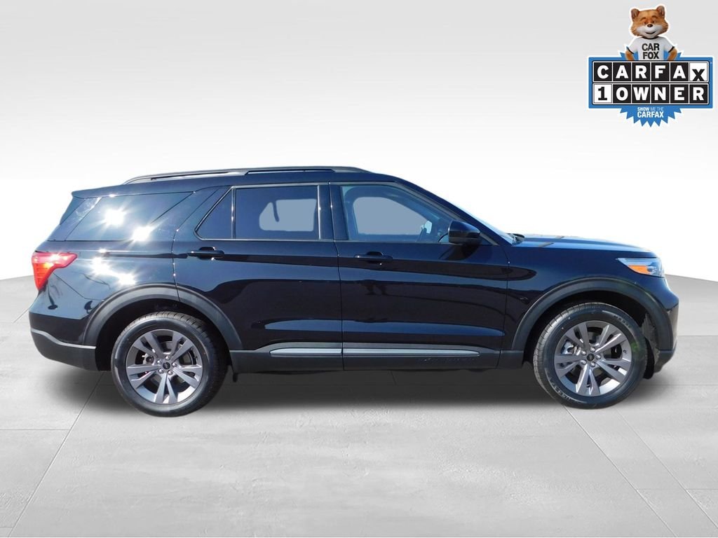 Used 2023 Black Ford XLT image 2
