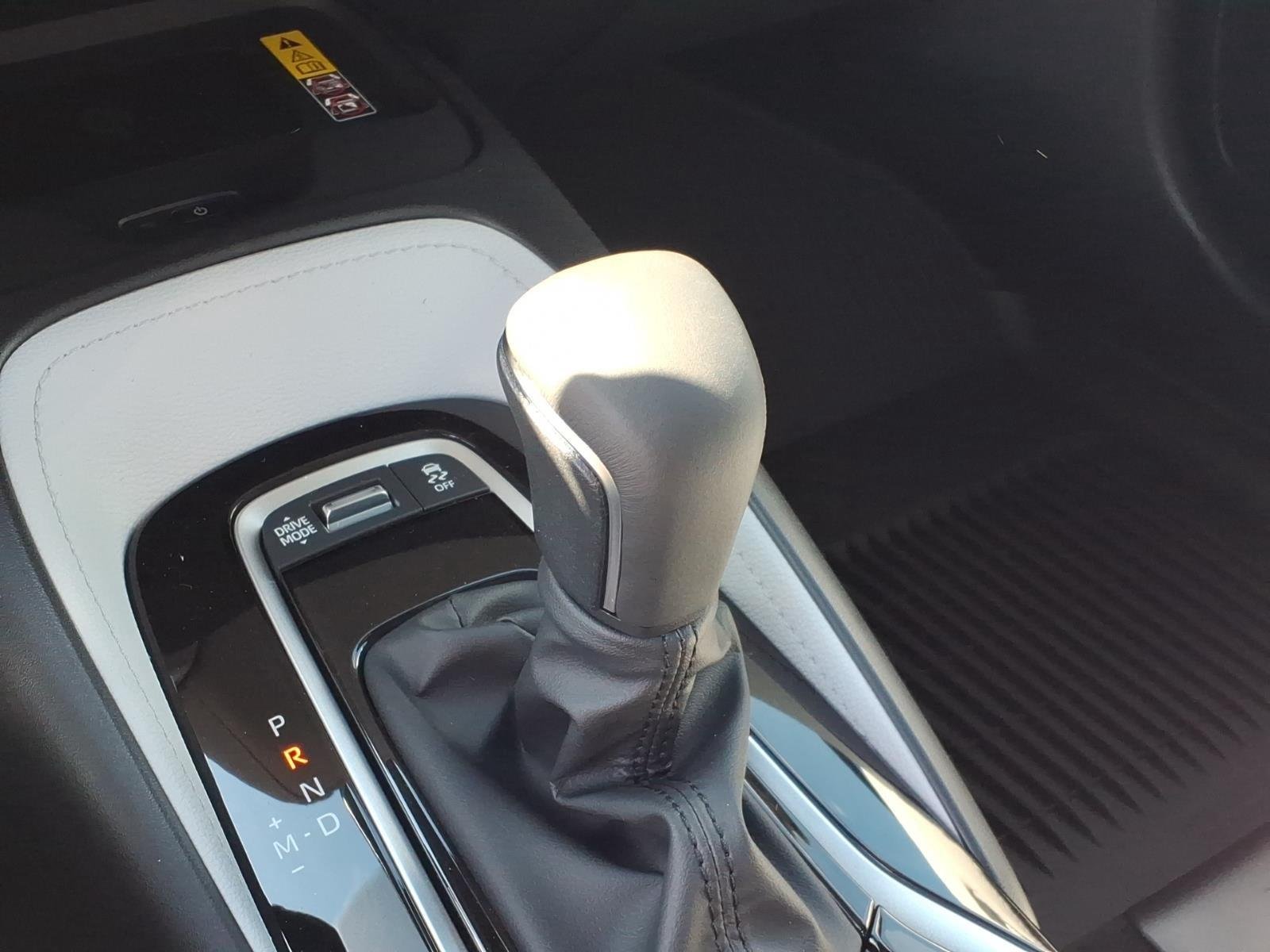 New 2027 Wind Chill Pearl with Black roof Toyota SE image 6
