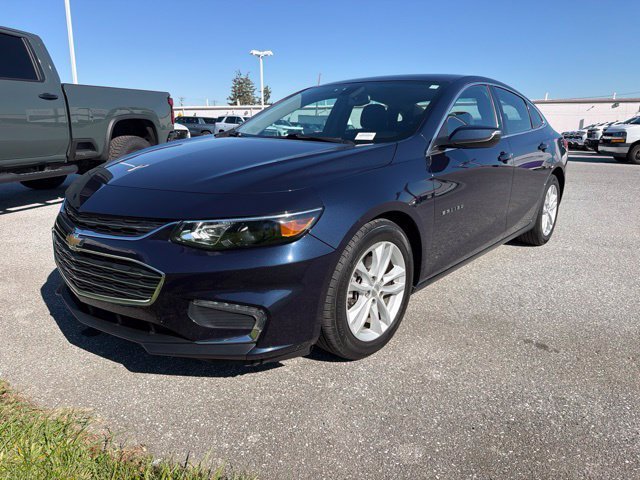 Used 2018 Blue Velvet Metallic Chevrolet LT image 3