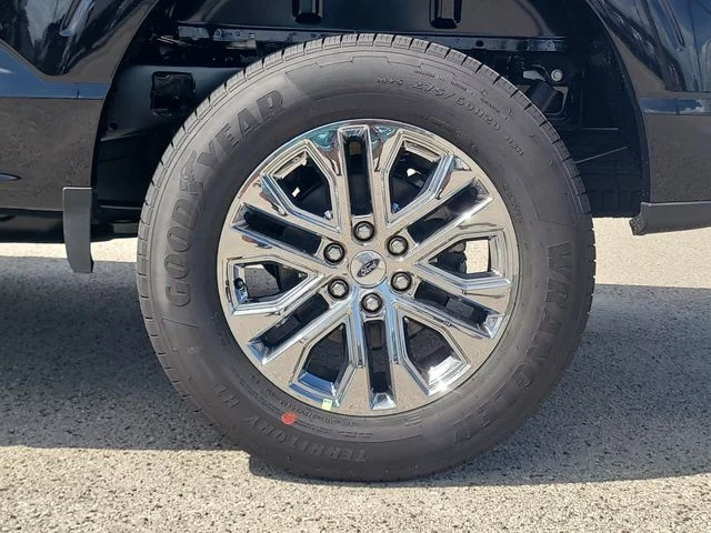 New 2026 Black Metallic Ford XLT image 8