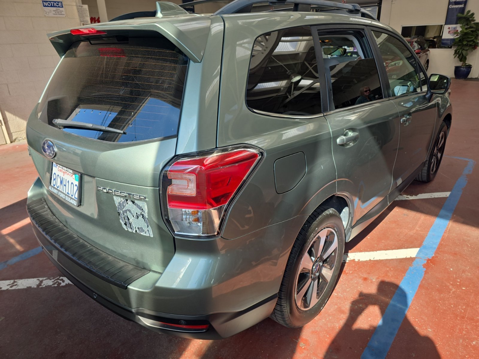 Used 2018 Green Subaru 2.5i Limited image 5