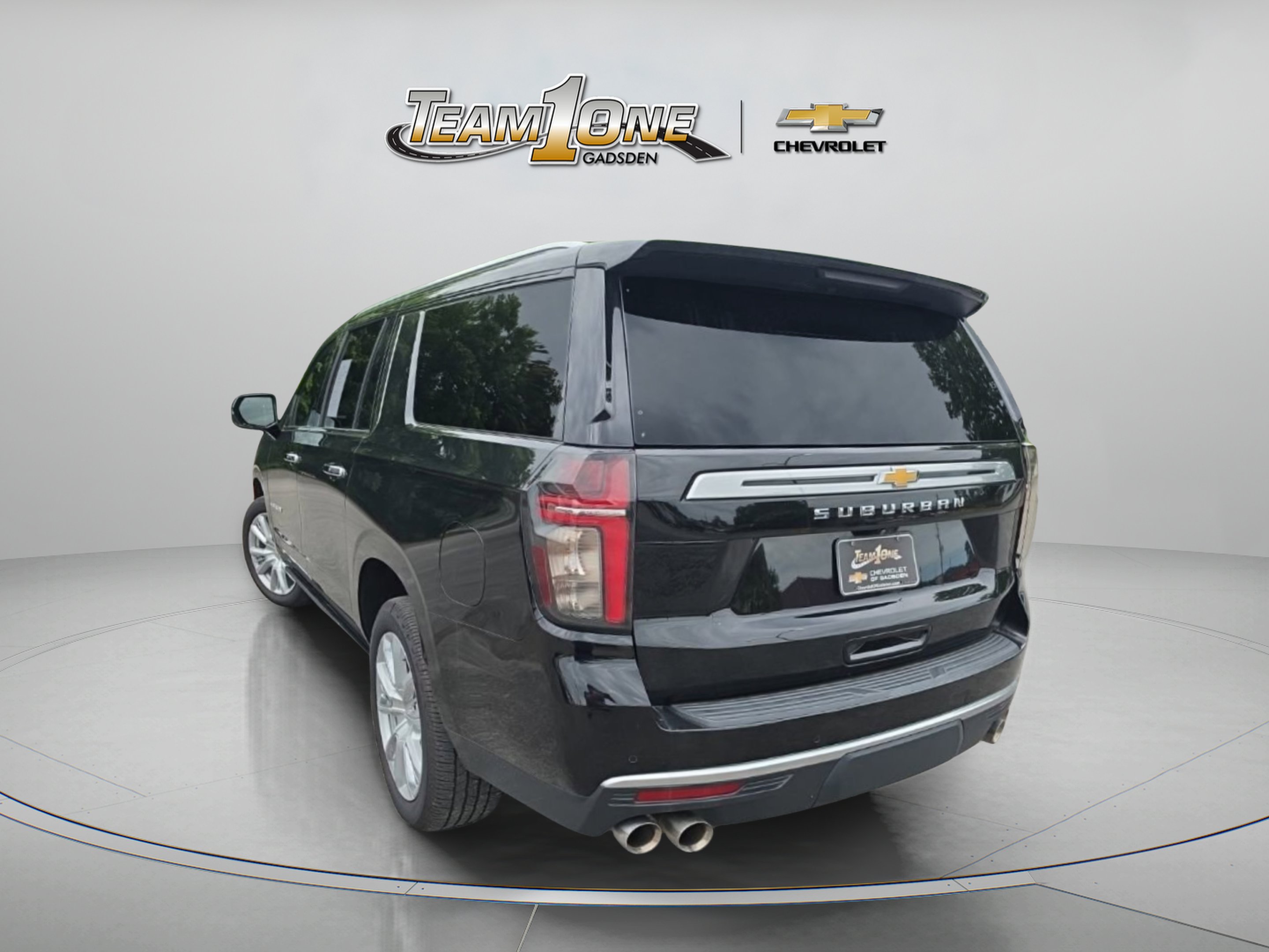 Used 2024 Black Chevrolet High Country image 5