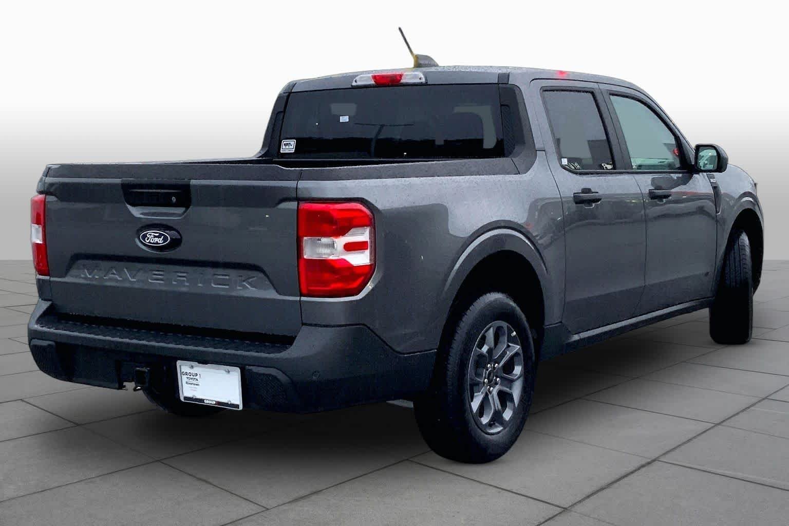 Used 2025 Carbonized Gray Metallic Ford XLT image 13