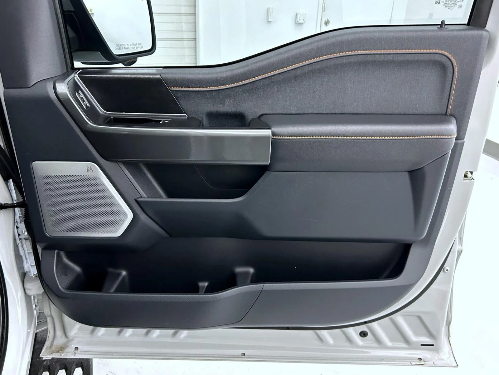 Used 2023 White Ford Tremor image 16
