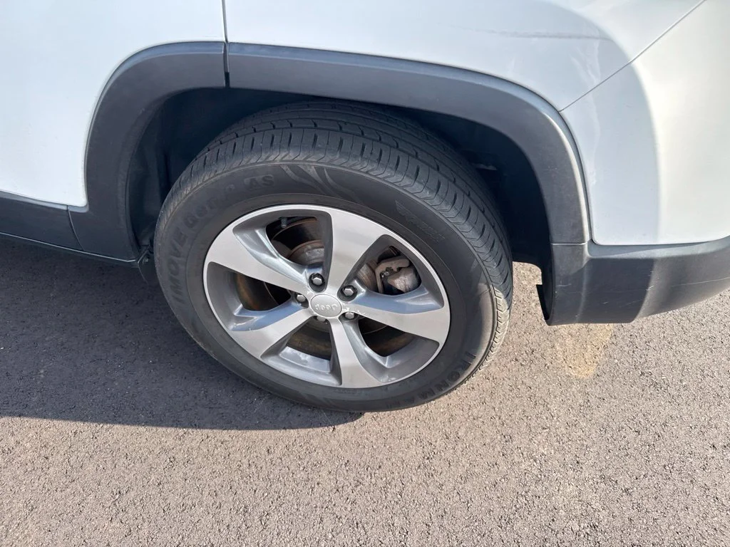Used 2019 White Jeep Limited image 21