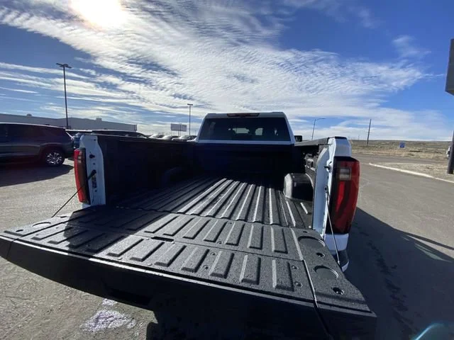 New 2026 Glacier White Tricoat GMC Denali Ultimate image 25