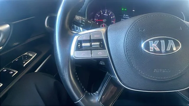 Used 2020 Gray Kia S image 23