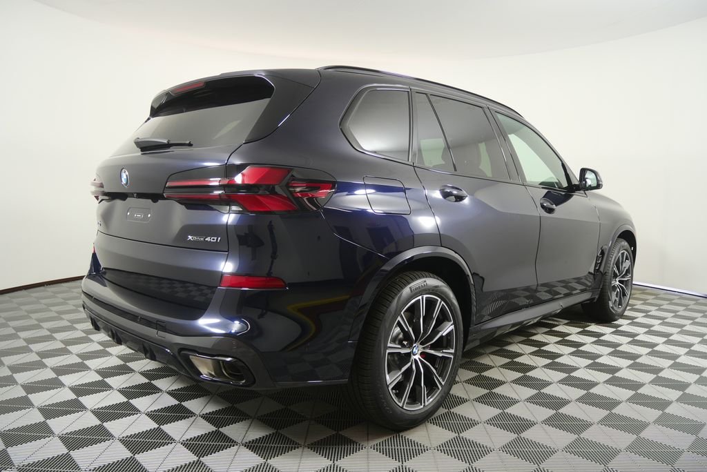 New 2026 Carbon Black Metallic BMW xDrive40i image 3