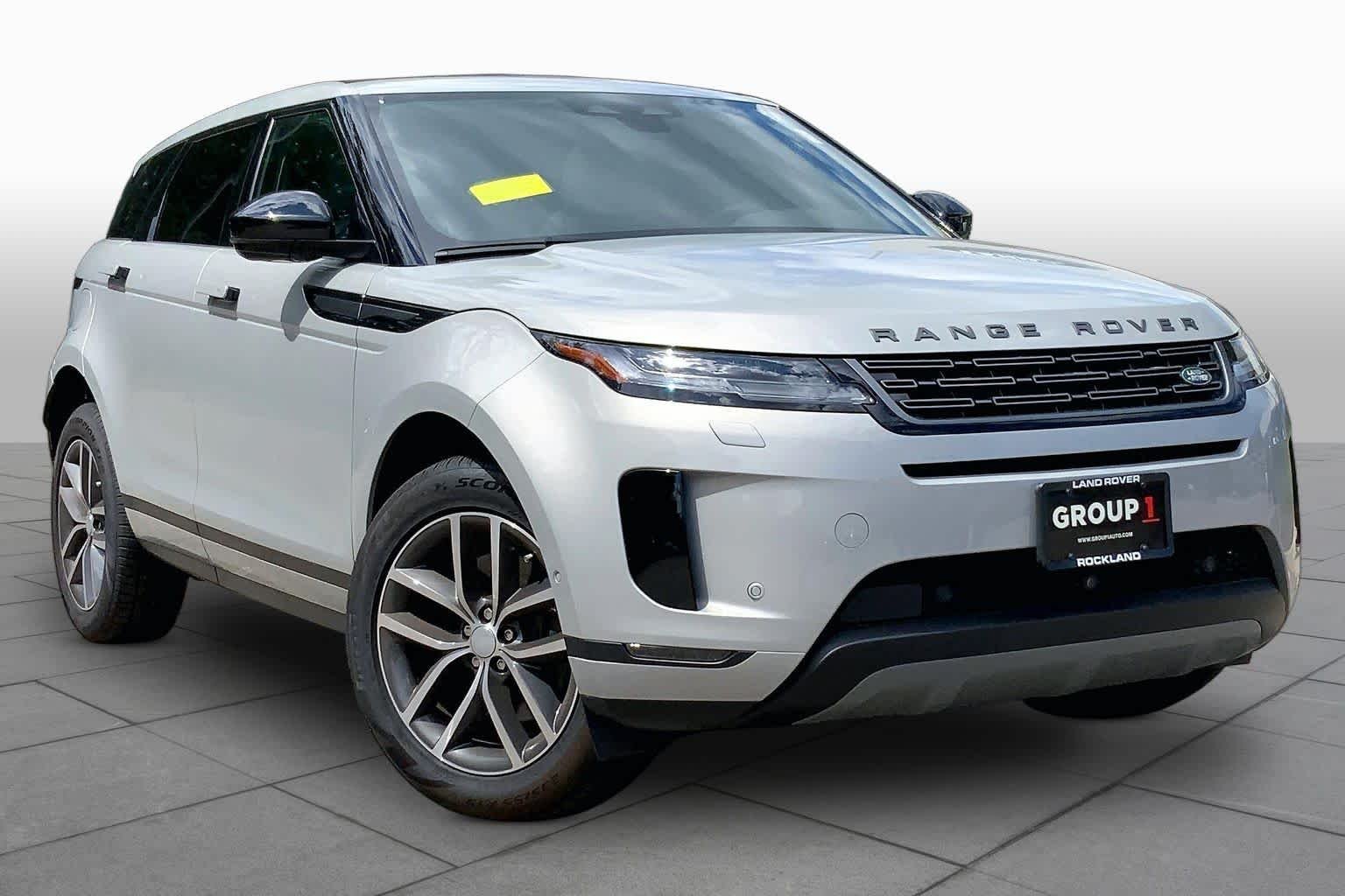 Used 2026 Seoul Pearl Silver Metallic Land Rover Core S image 3