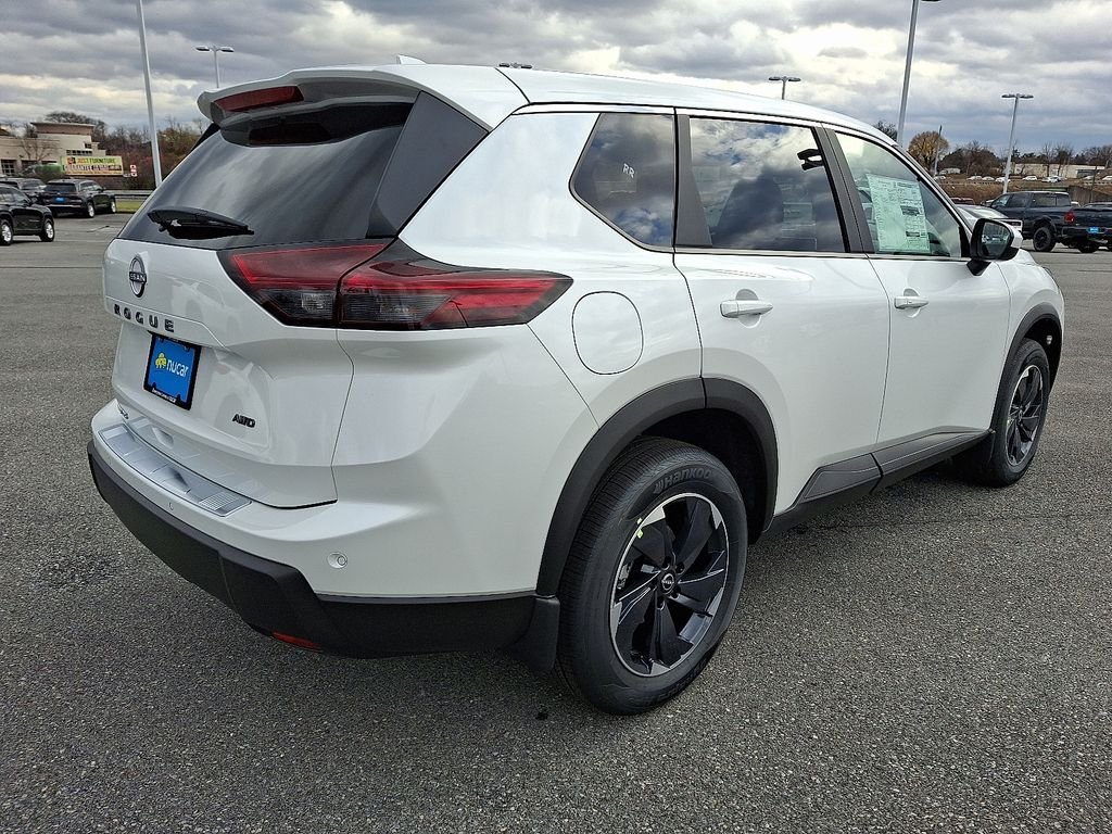 New 2026 White Nissan SV image 4