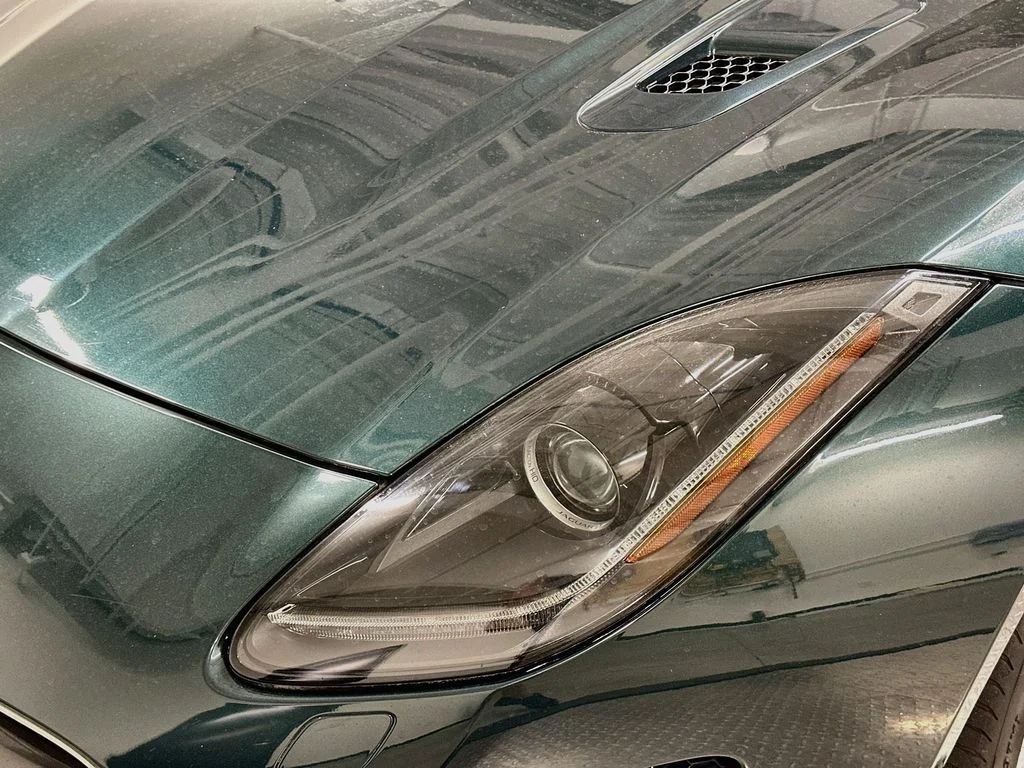 Used 2016  Jaguar R image 28