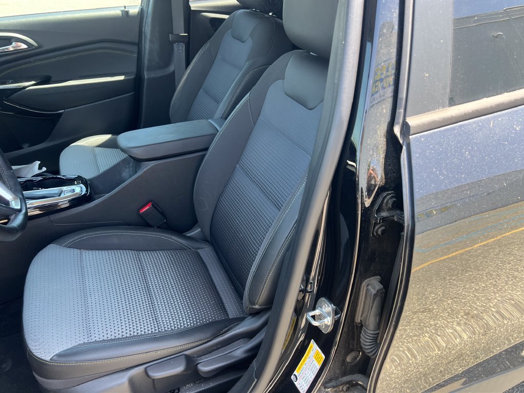 Certified Used 2024 Mosaic Black Metallic Chevrolet LT image 7