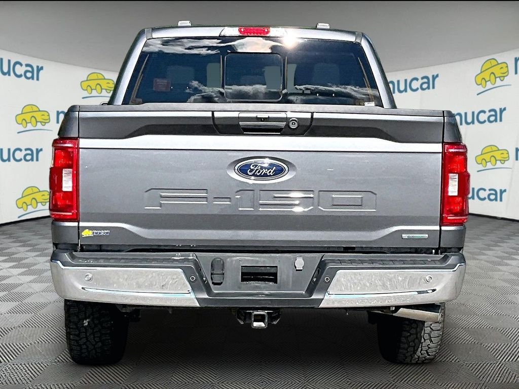 Used 2023 Gray Metallic Ford XLT image 5