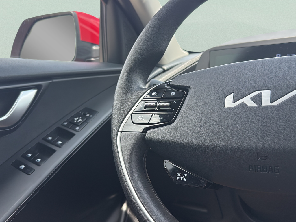Used 2025 Runway Red Kia LX image 16