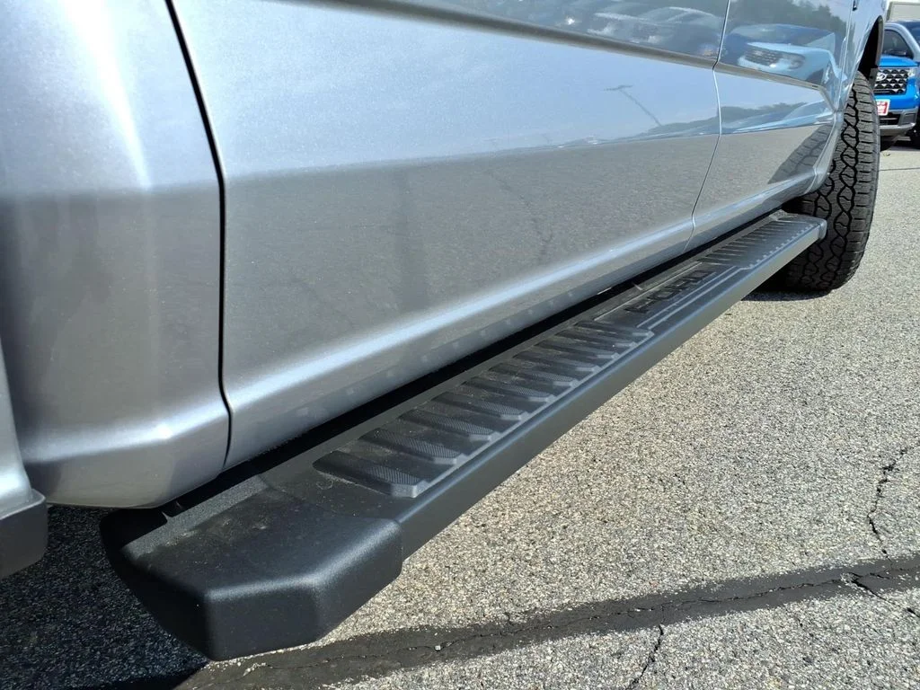New 2026 Iconic Silver Metallic Ford XLT image 11