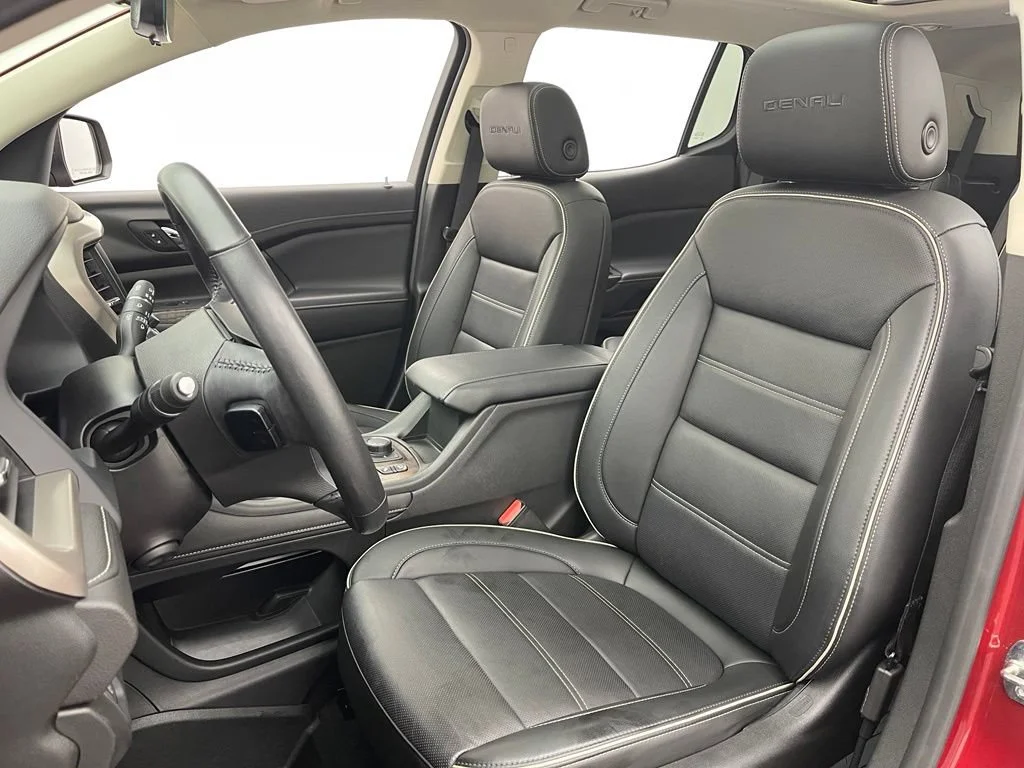 Used 2021 CAYENNE RED TINTCOAT GMC Denali image 21