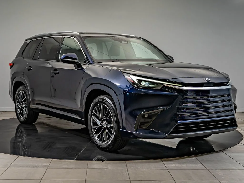Used 2025 Nightfall Mica Lexus 350 Premium image 12