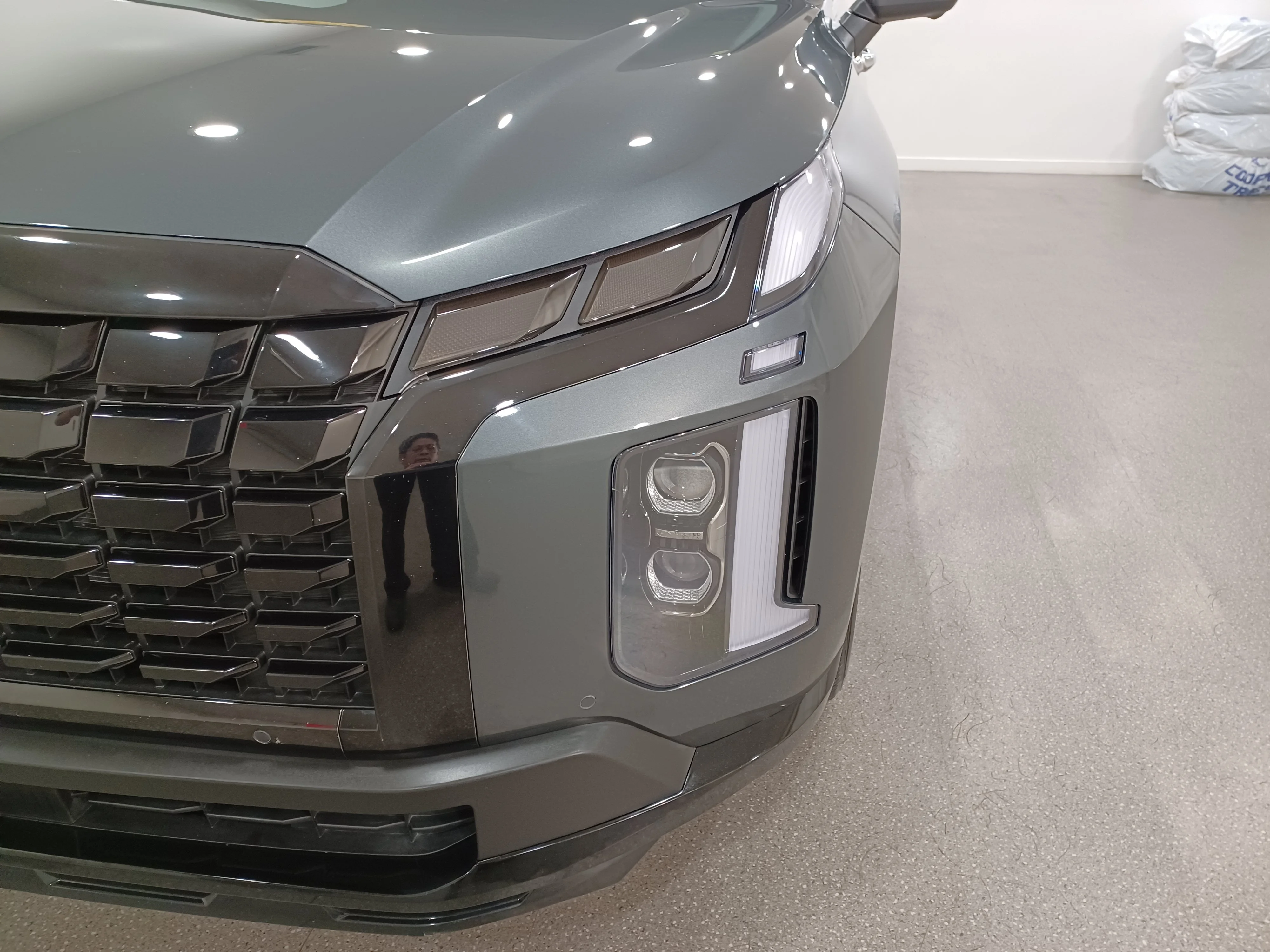 Certified Used 2023 Steel Graphite Hyundai Urban AWD*7 Pass | Adaptive Cruise | Remote Start | Nav | 360 Cam | Cooled Leather | Sunroof | H/K image 5