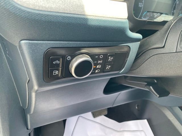 Used 2024 Iconic Silver Metallic Ford XLT image 16