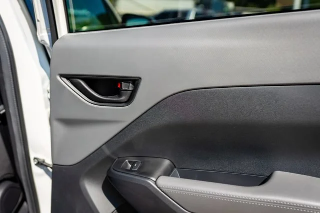 New 2026 Crystal White Pearl Subaru Premium image 24