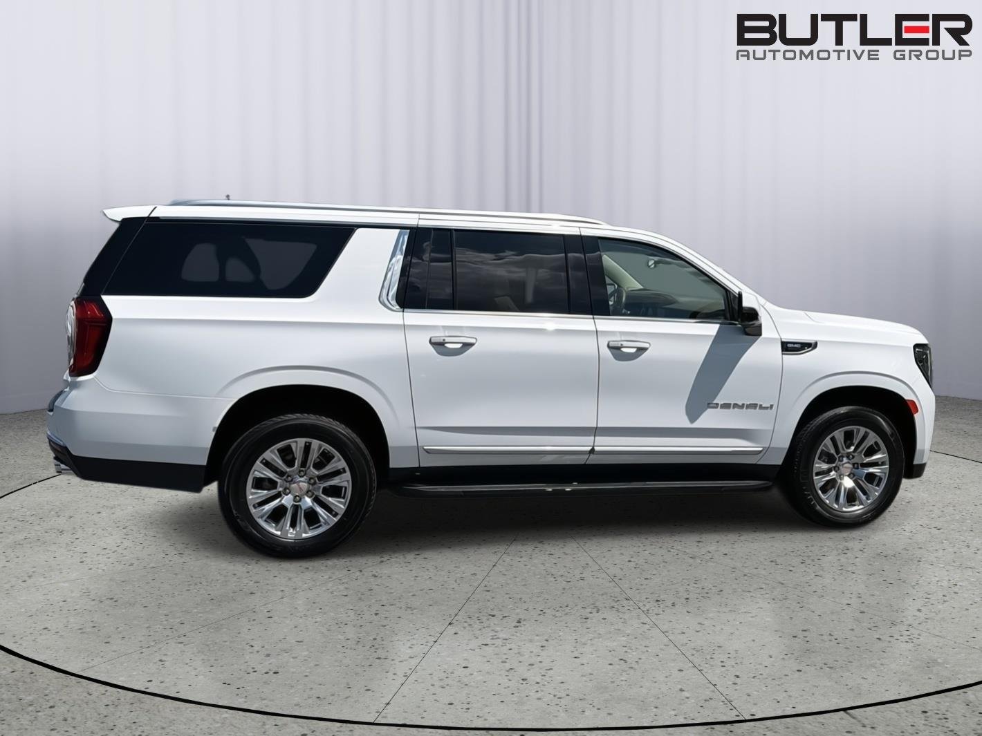 Used 2024 Summit White GMC Denali image 7