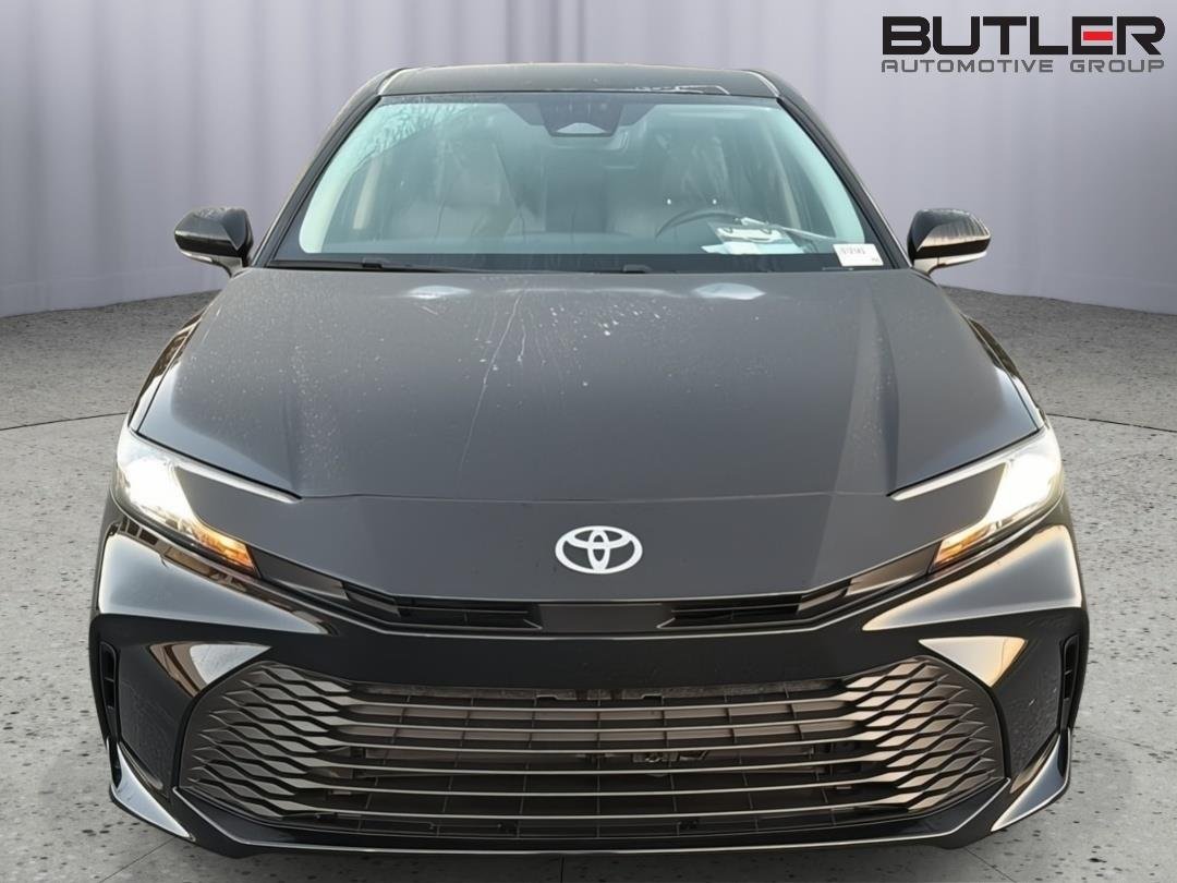 New 2026 Midnight Black Metallic Toyota LE image 9