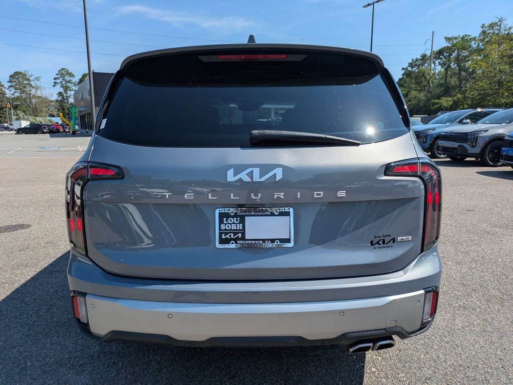 Used 2024 Silver Kia SX-Prestige image 5