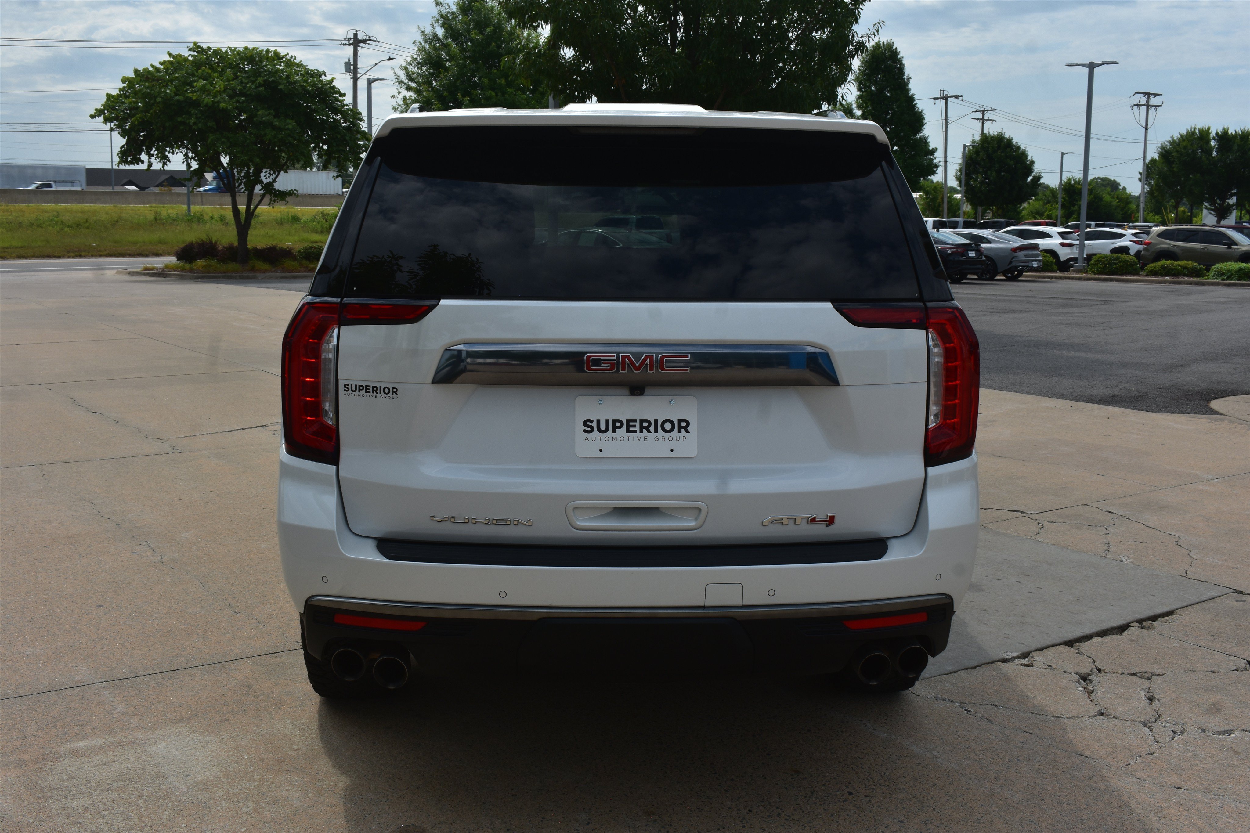 2024 GMC Yukon AT4 - Photo 6