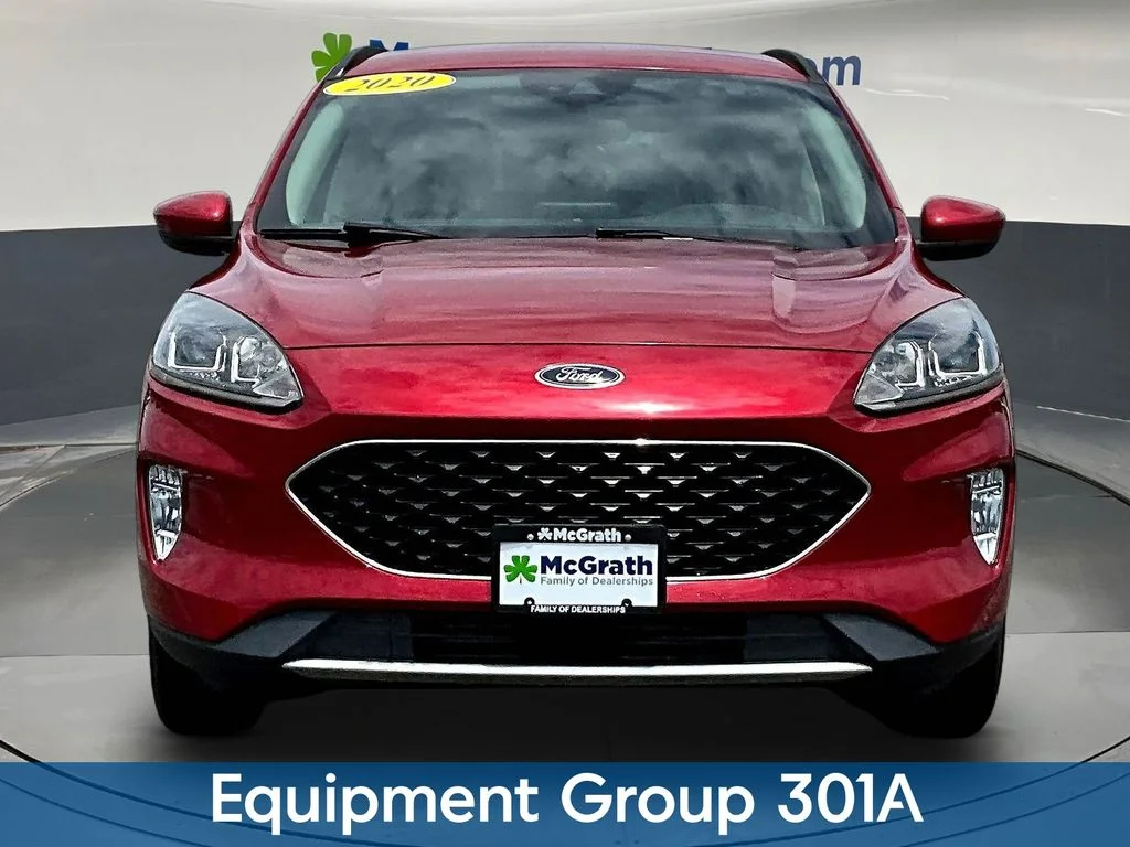 Used 2020 Red Ford SEL image 2