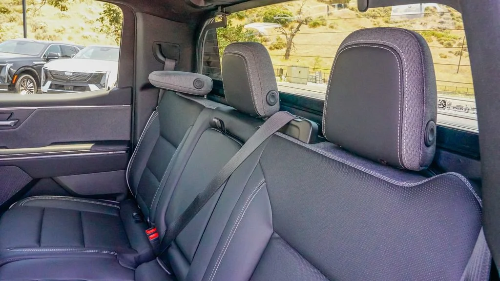 2026 GMC Sierra EV Elevation - Photo 11