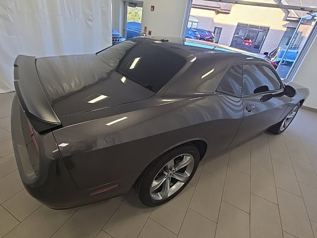 Used 2023 Granite Dodge SXT image 8